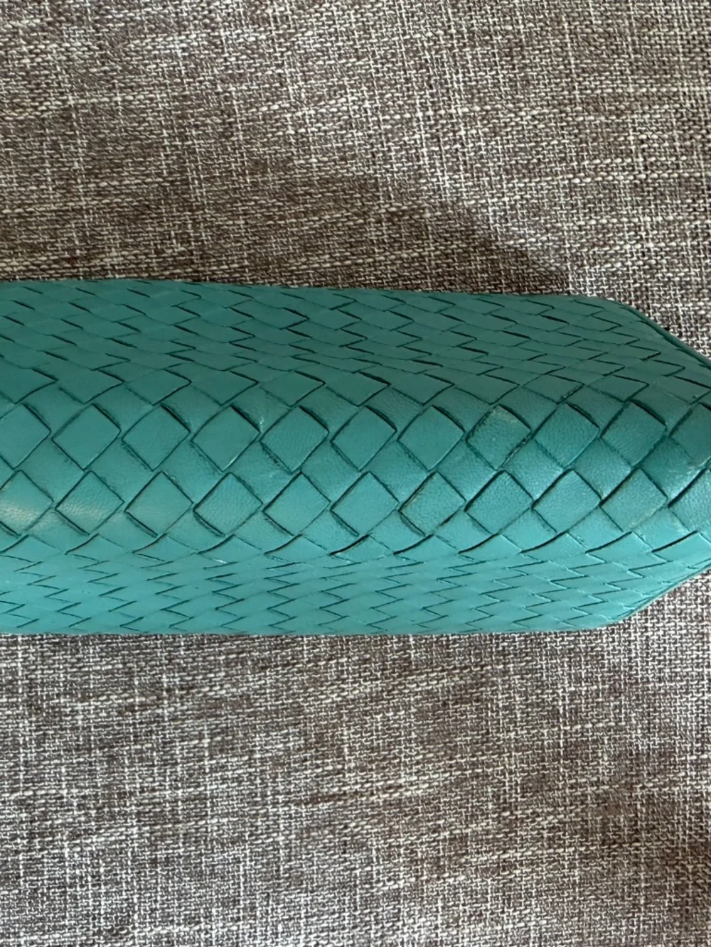 Bottega Veneta Intrecciato Turquoise Lambskin Zip Around Long Wallet 1L0182 💎